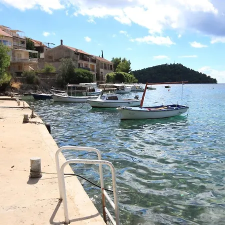 Apartments By The Sea Brna, Korcula - 4425 Apartman Smokvica (Korcula)