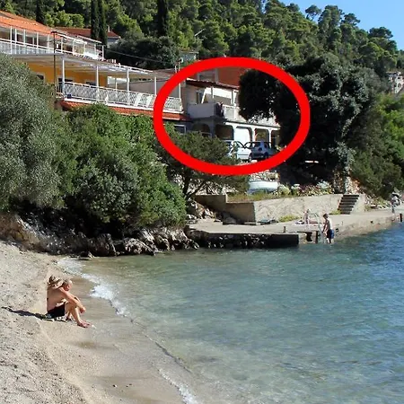 Apartman Apartments By The Sea Brna, Korcula - 4425 *