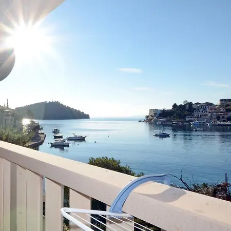Apartman Apartments By The Sea Brna, Korcula - 4425