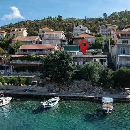 Apartment Apartments By The Sea Brna, Korcula - 4425 Smokvica (Korcula)
